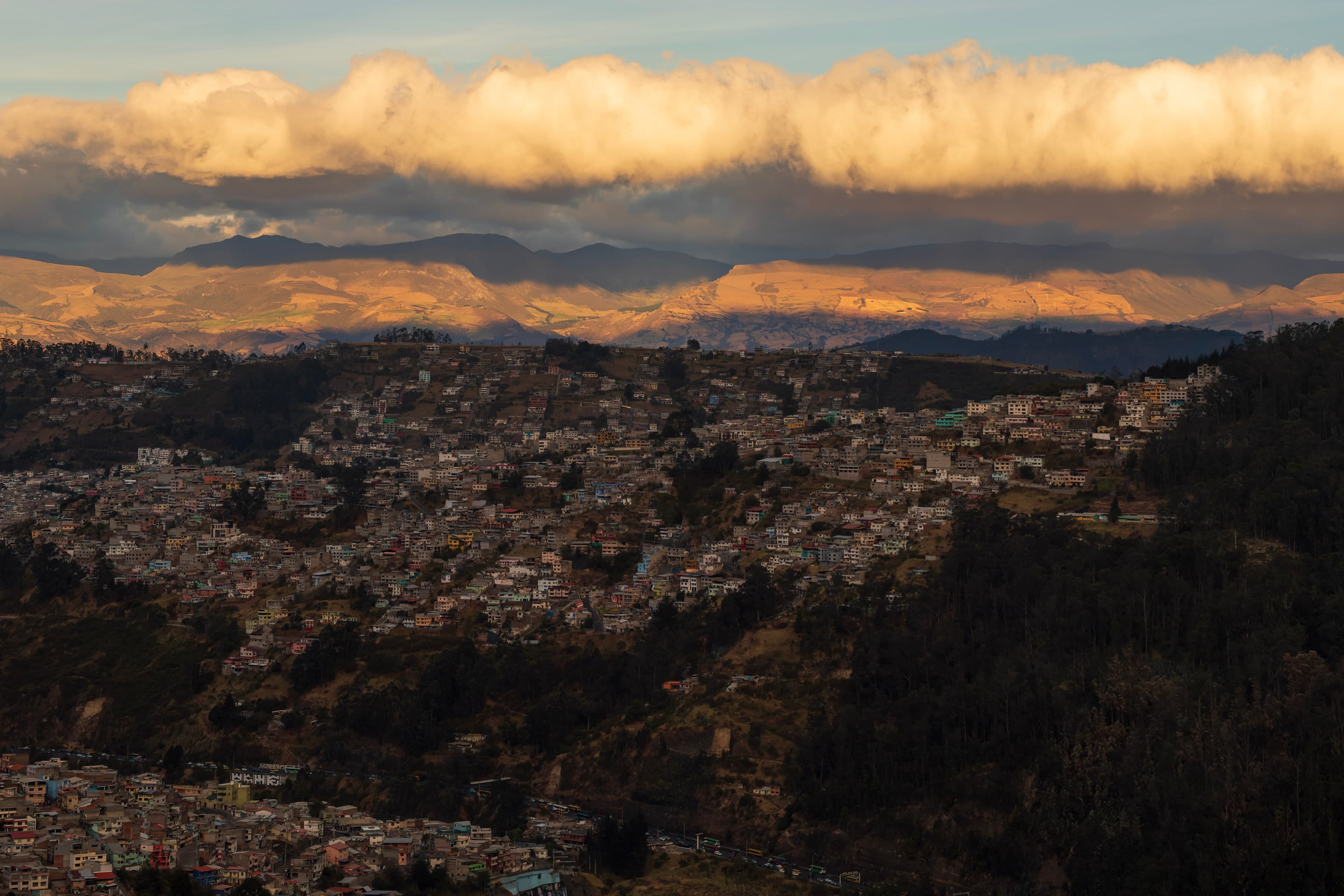 Quito, Golden Hour